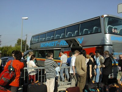 Busbeladung in Winkel